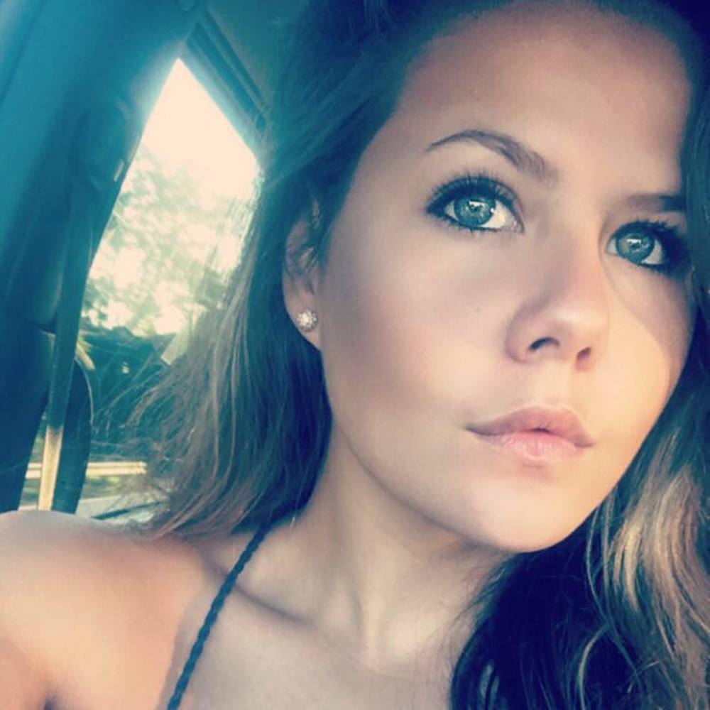 Meet your Posher, Alex